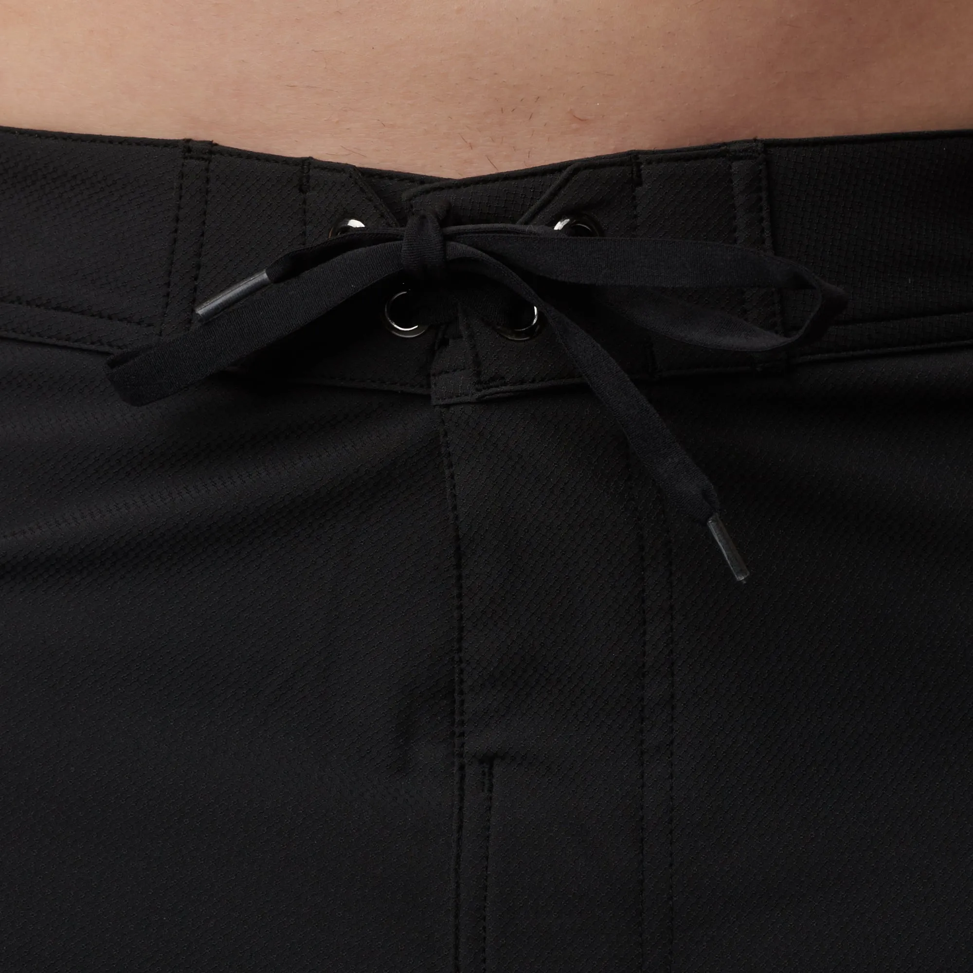 Island Short 8" (Black)